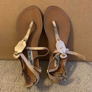 STEVE MADDEN gold sandals